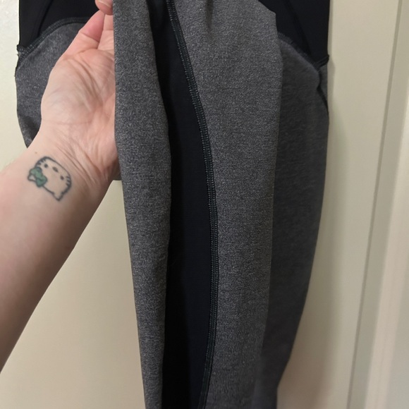 nwot Lululemon train times - Picture 3 of 4